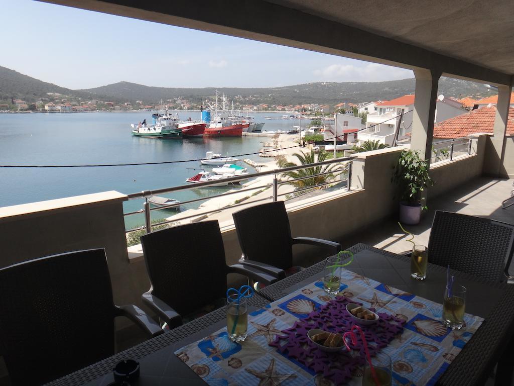 Apartments Selina Vinišće Quarto foto